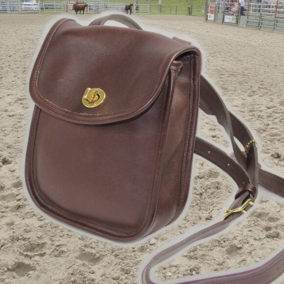 Coach Handbags - Coach Vintage Scooter Sidepack Chocolate Brown Cross Body Bag